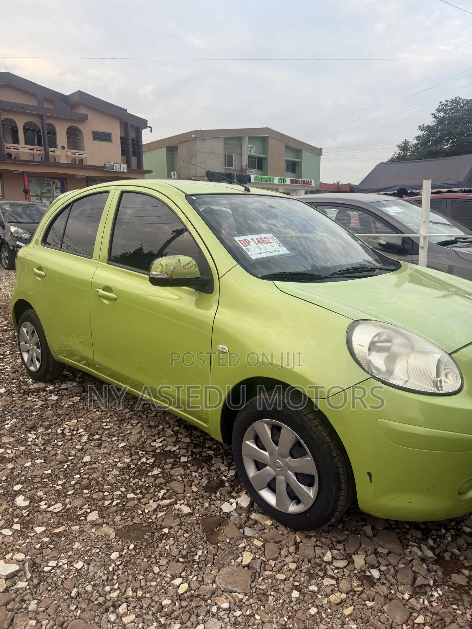 Nissan March 1.2 FWD 2011 Green