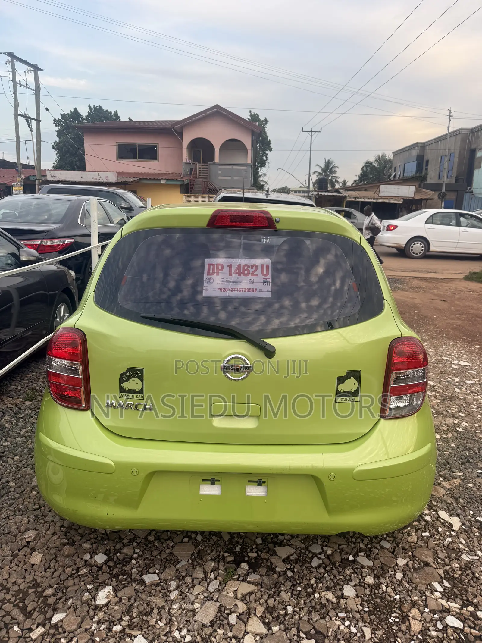 Nissan March 1.2 FWD 2011 Green