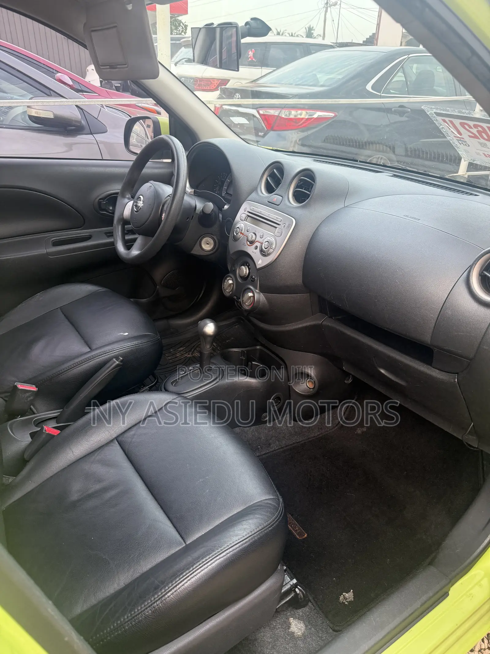Nissan March 1.2 FWD 2011 Green