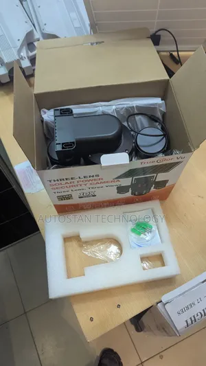 3lens Solar CCTV Camera With 15mp