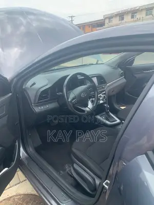 Hyundai Elantra Limited 2020 Gray