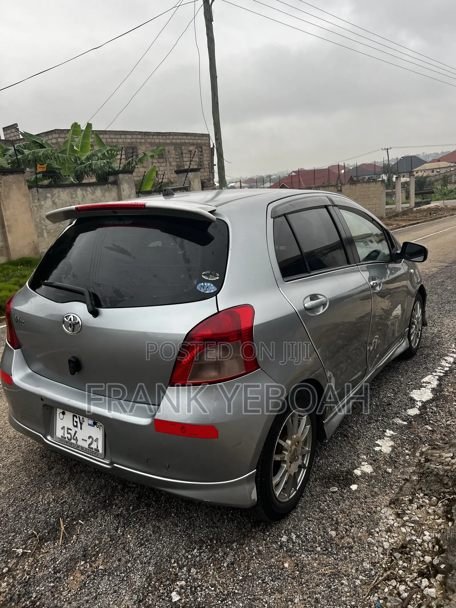 Toyota Vitz 2010 Gray