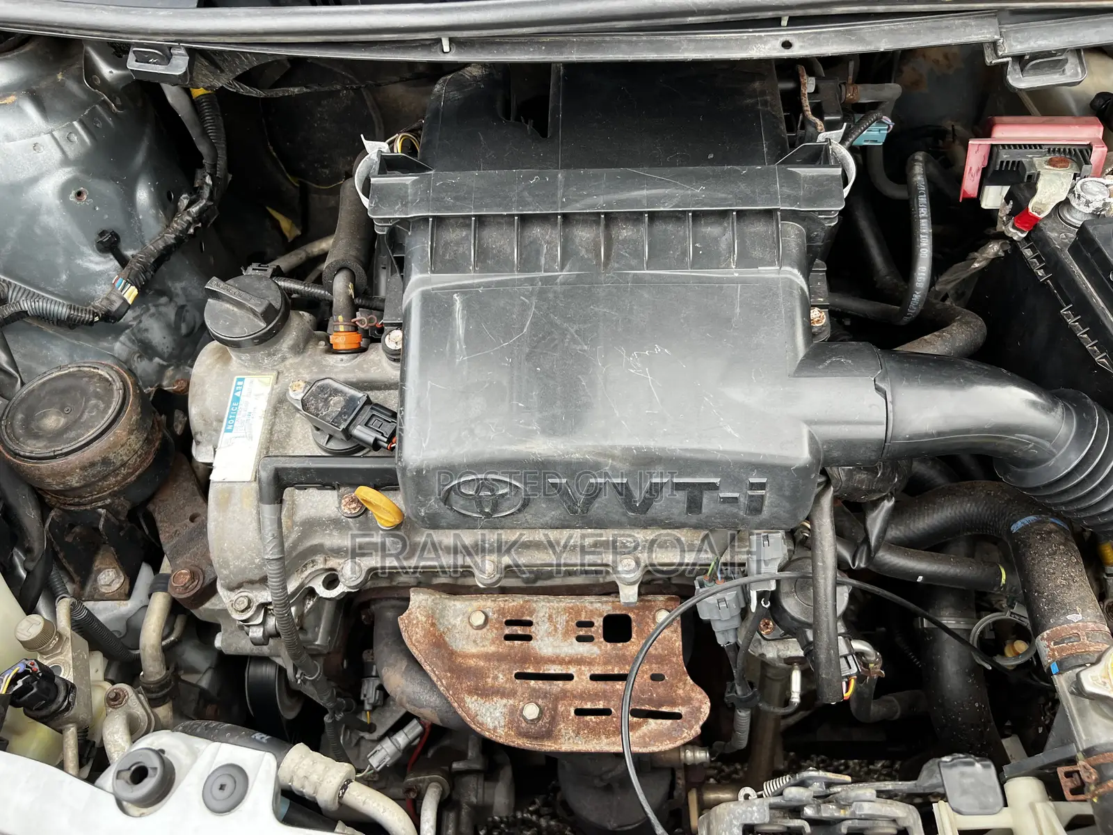 Toyota Vitz 2010 Gray