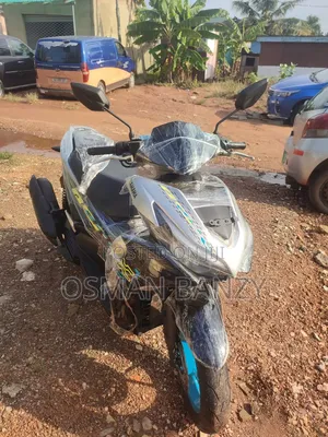 Yamaha 2025 Black