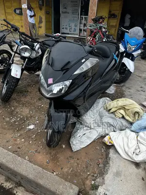 Yamaha Majesty 2018 Black