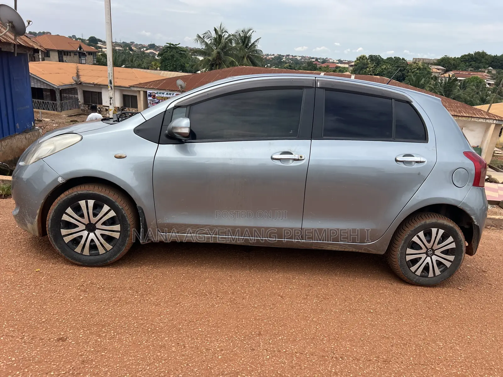 Toyota Vitz 1.5 FWD 3dr 2010 Beige