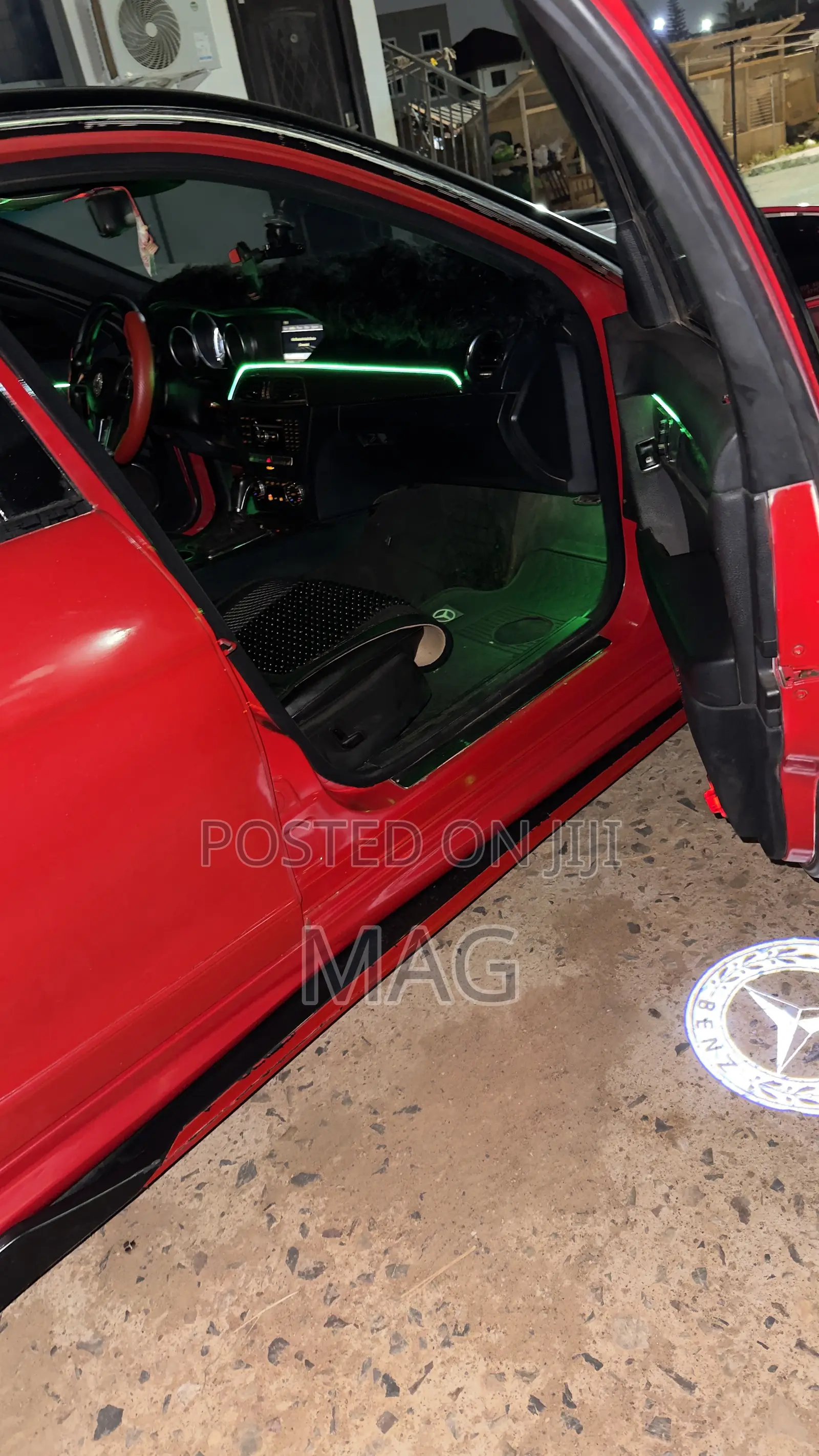 Mercedes-Benz C250 2014 Red