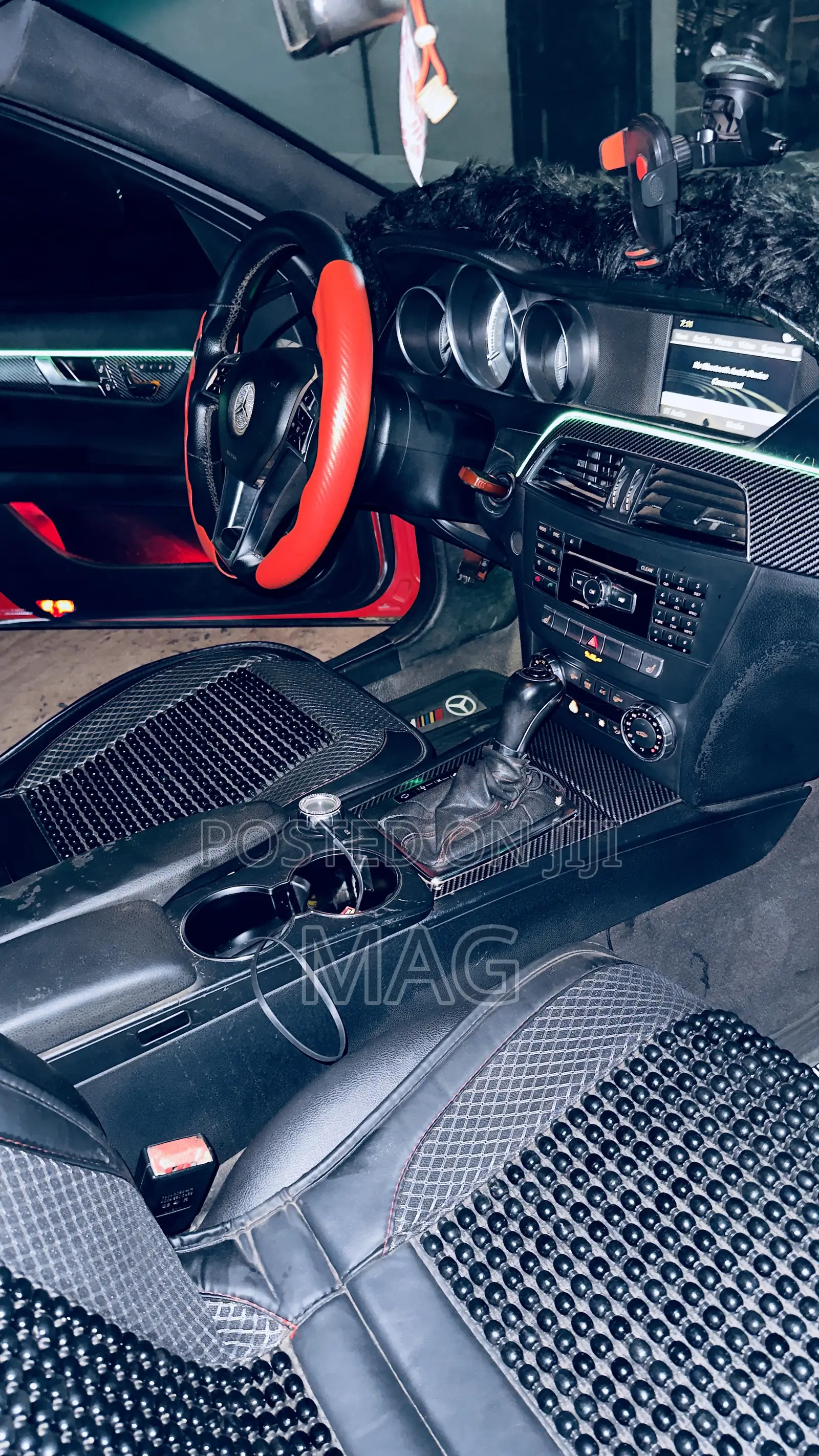 Mercedes-Benz C250 2014 Red
