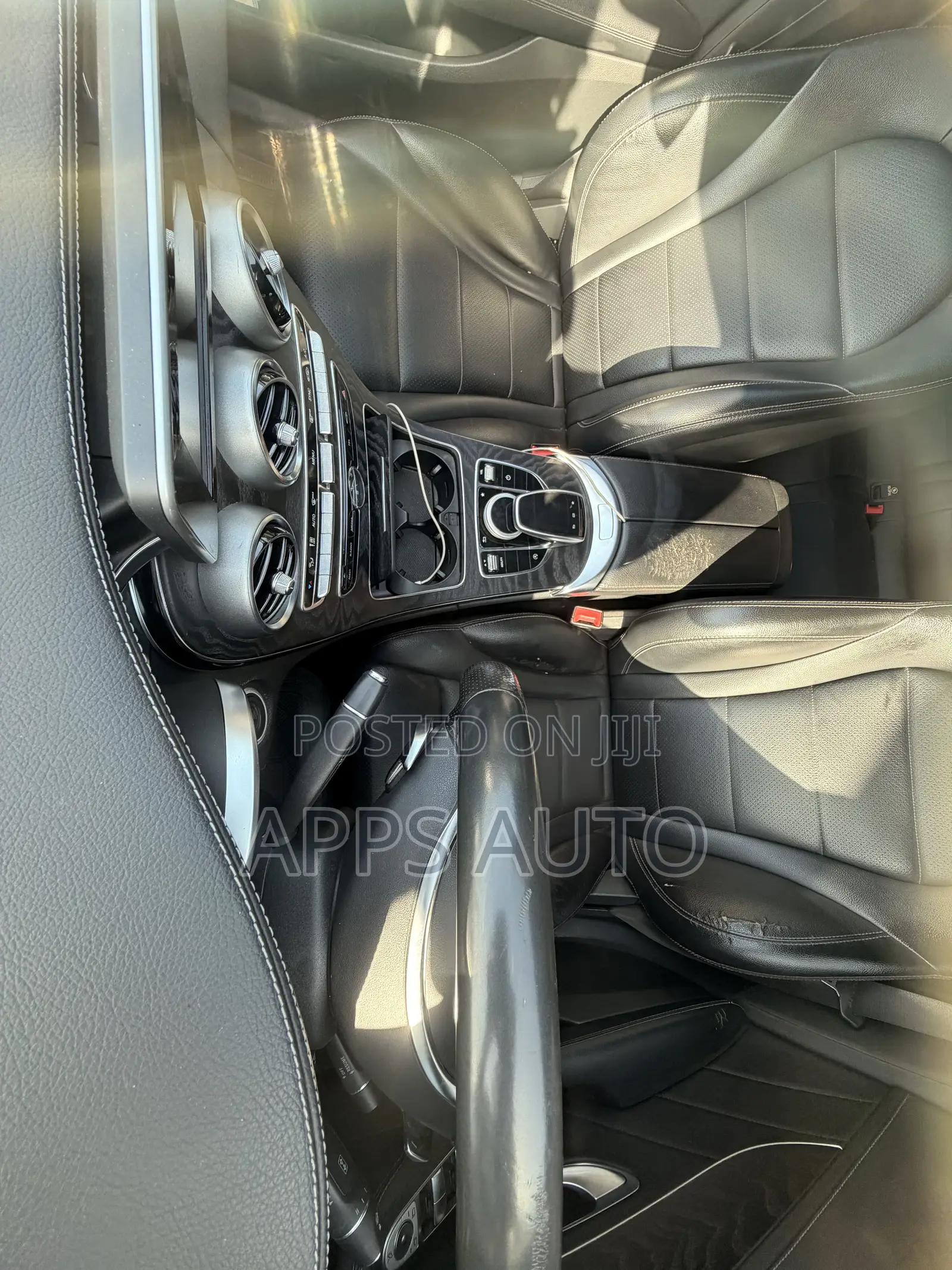 Mercedes-Benz C300 Luxury 4dr RWD Sedan (2.0L 4cyl 7A) 2015 Black