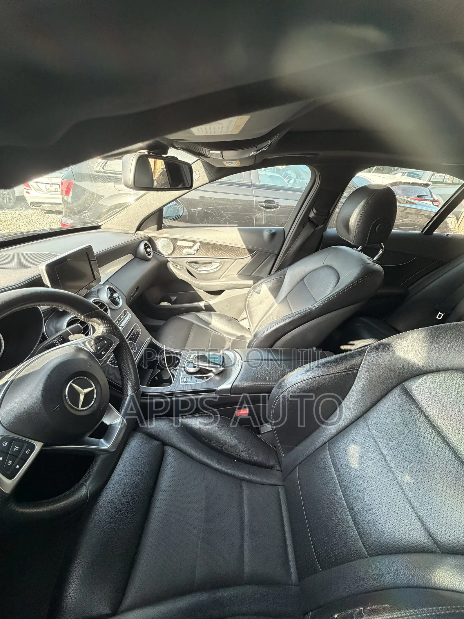 Mercedes-Benz C300 Luxury 4dr RWD Sedan (2.0L 4cyl 7A) 2015 Black