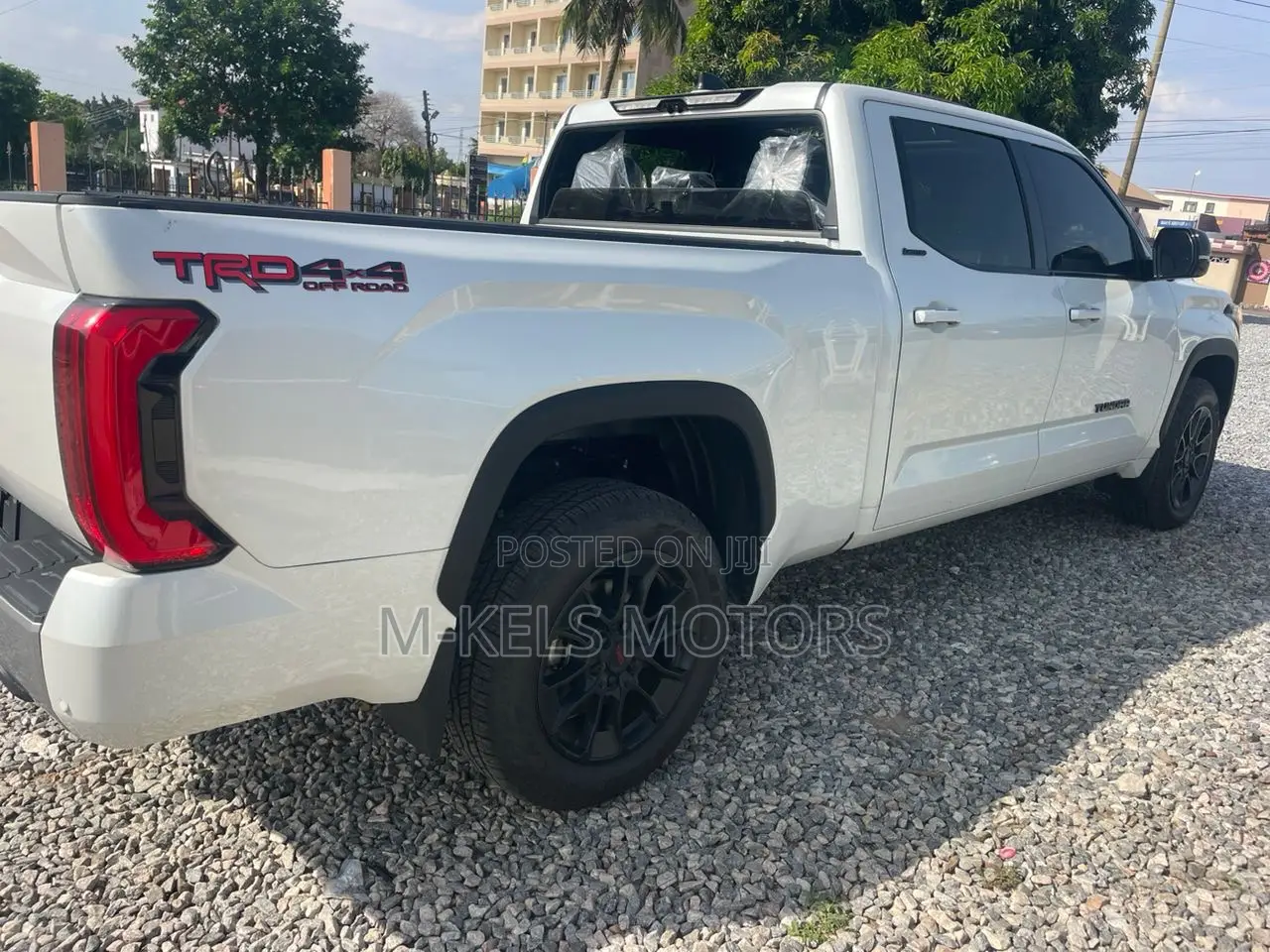 Toyota Tundra Limited CrewMax 4WD SB w/6.5' Bed 2025 White