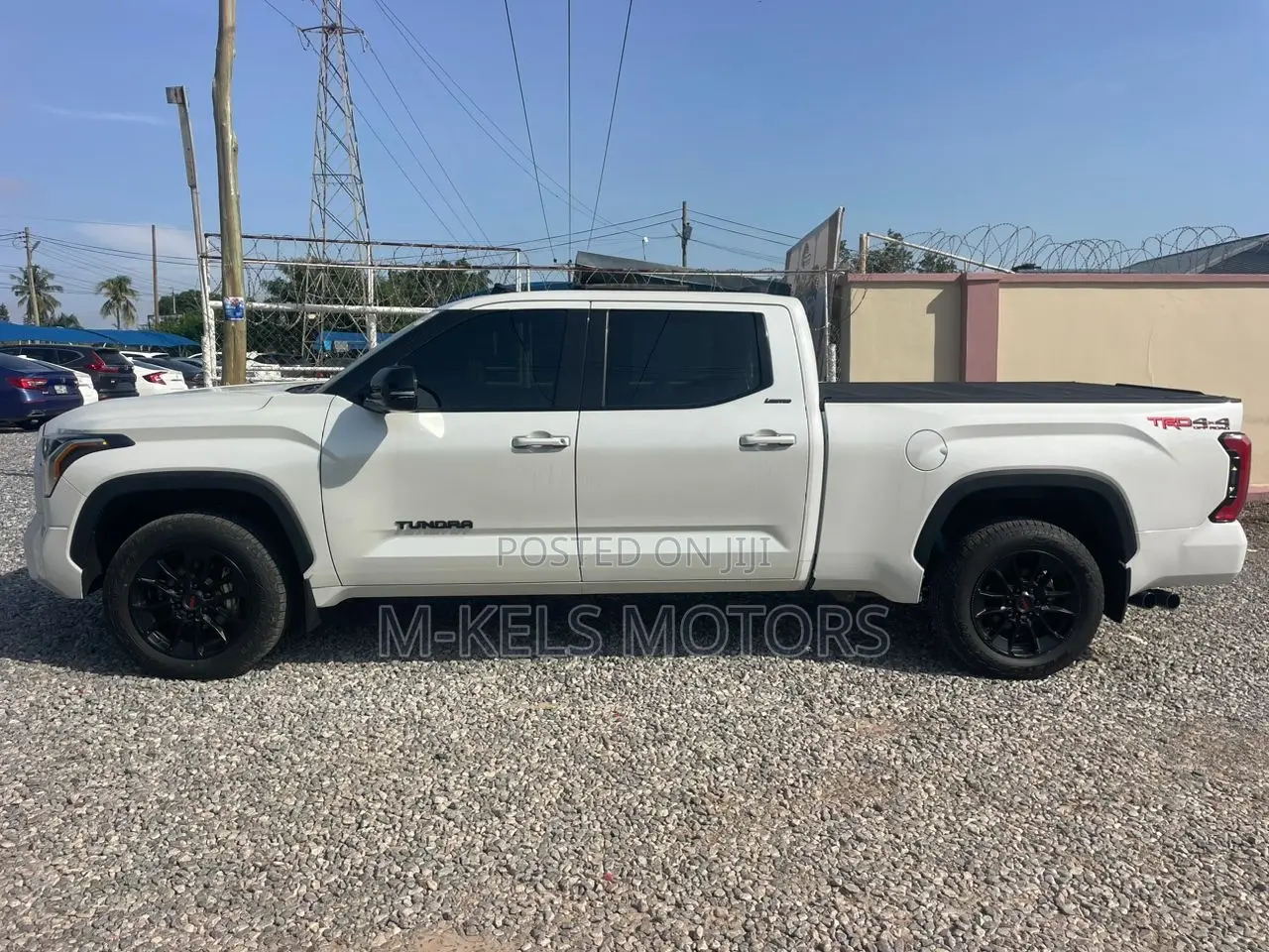 Toyota Tundra Limited CrewMax 4WD SB w/6.5' Bed 2025 White