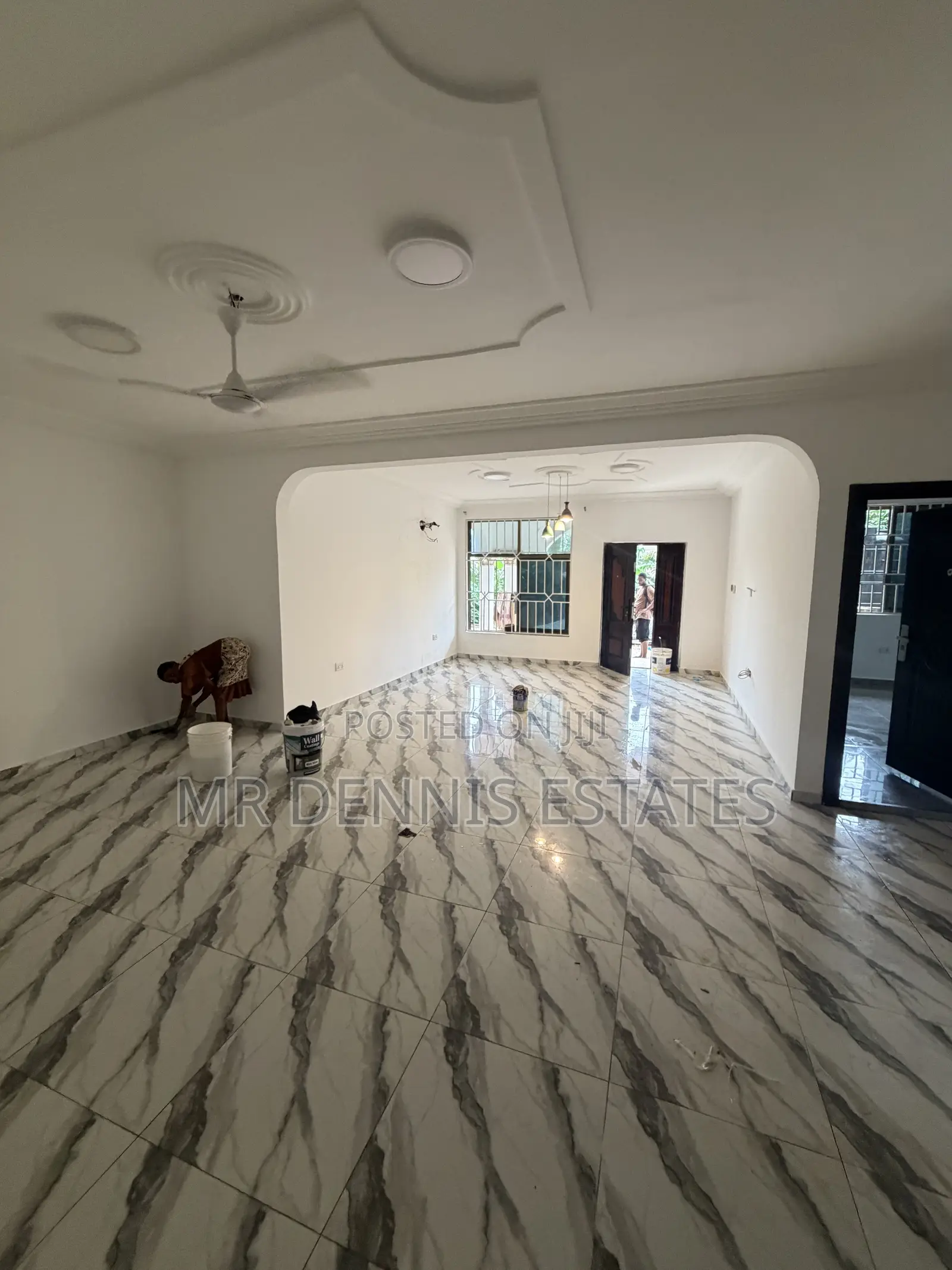 2bdrm Apartment in New Bortianor, West Hills Mall Area for rent