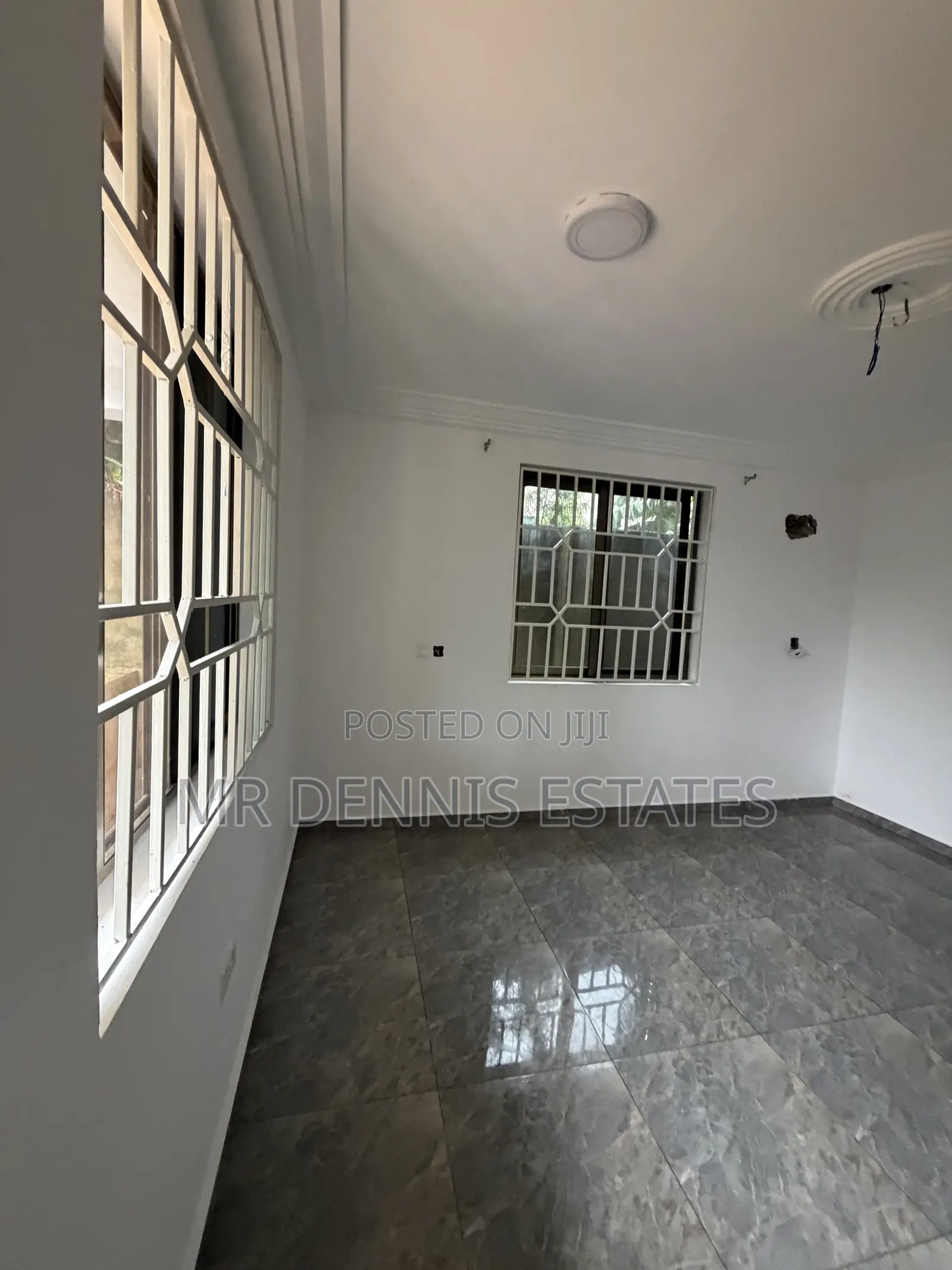 2bdrm Apartment in New Bortianor, West Hills Mall Area for rent