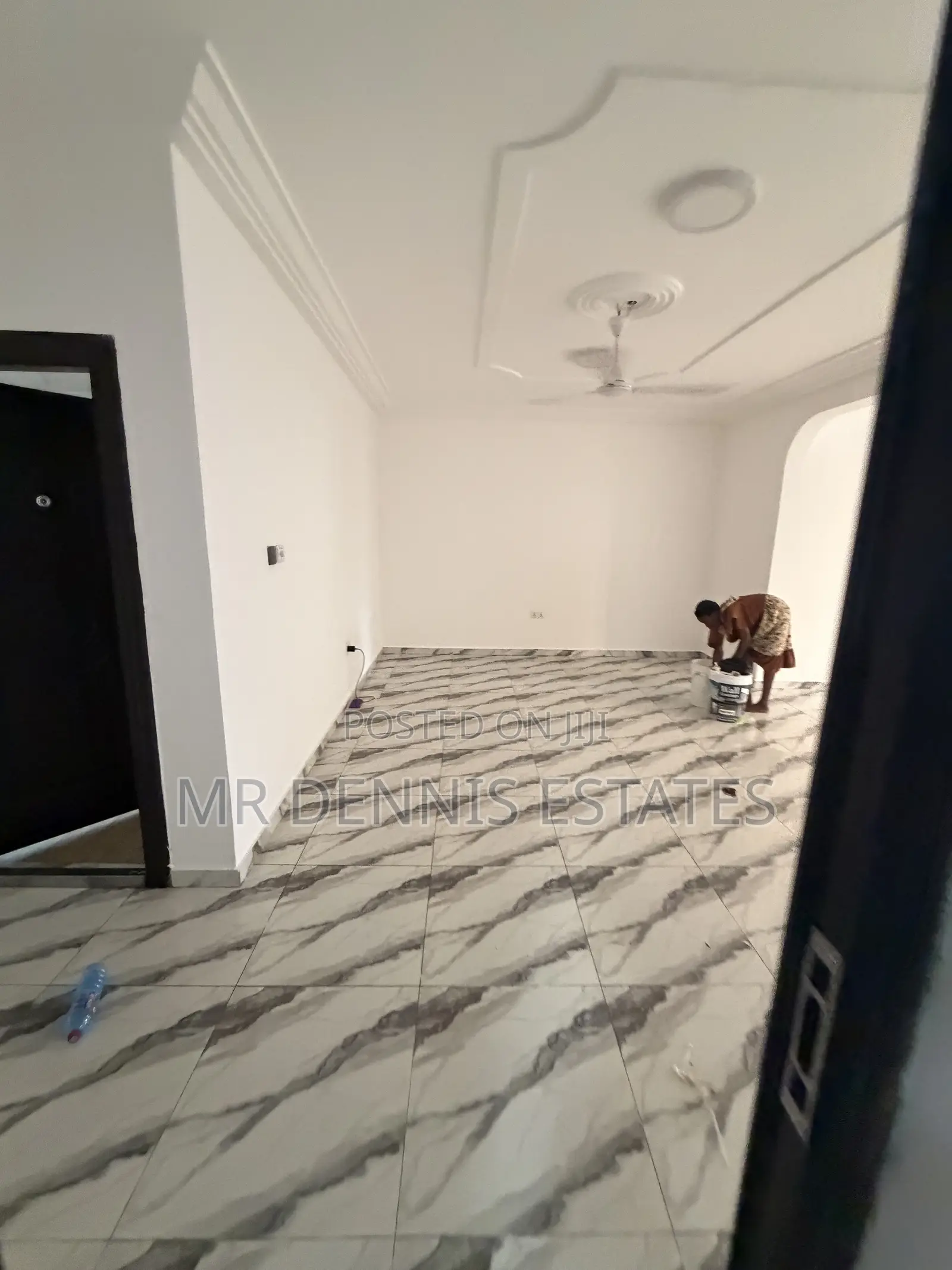 2bdrm Apartment in New Bortianor, West Hills Mall Area for rent