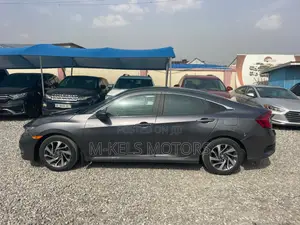 Honda Civic EX-L Sedan 2020 Gray