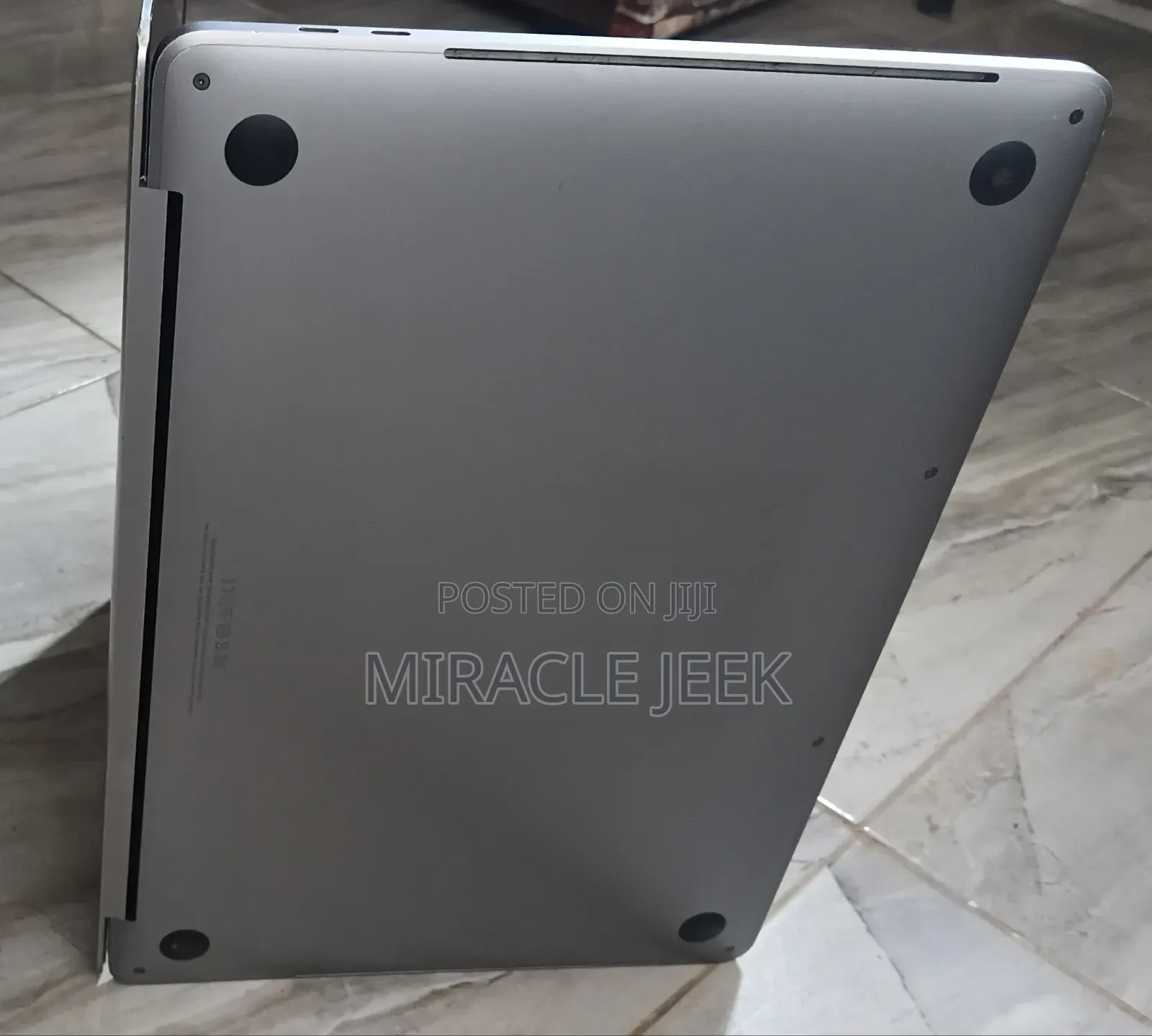 Laptop Apple MacBook Pro 2017 8GB Intel Core i5 SSD 256GB