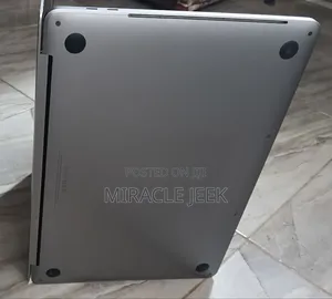 Laptop Apple MacBook Pro 2017 8GB Intel Core i5 SSD 256GB