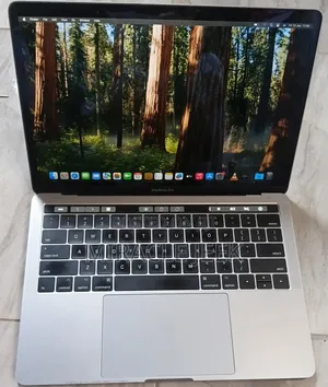 Laptop Apple MacBook Pro 2017 8GB Intel Core i5 SSD 256GB