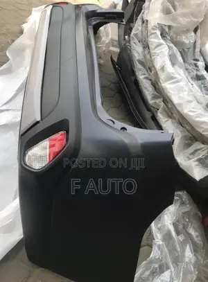 Mitsubishi Outlander 2016,2017,2018,2019,2020 Back Bumper Complete