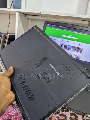 Laptop Dell Inspiron 15 5559 8GB Intel Core i5 HDD 1T
