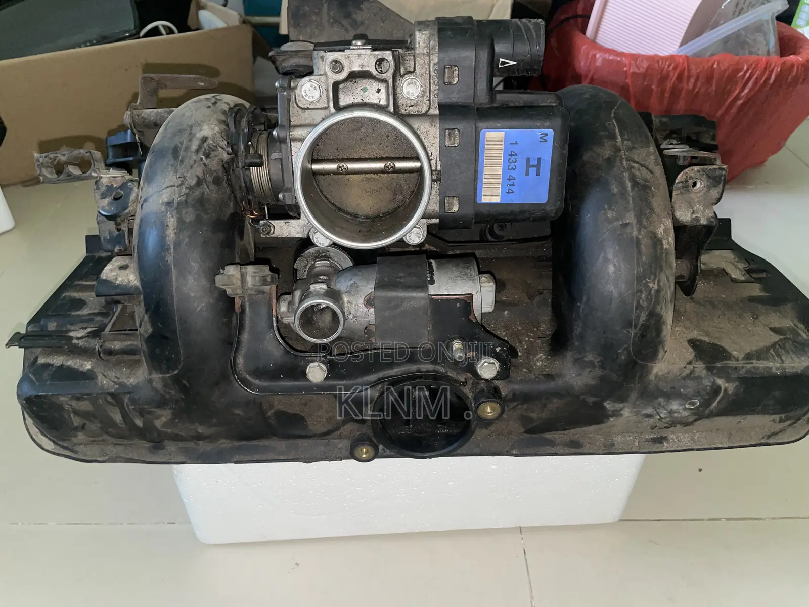 Bmw M54 E46 Double Vanos, Intake Manifold With Throttle Body.