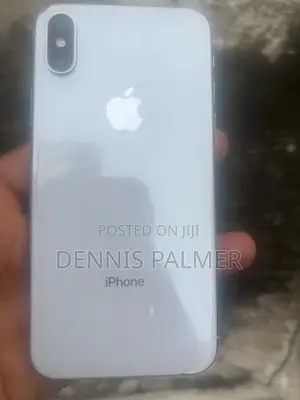 Apple iPhone X 64 GB White