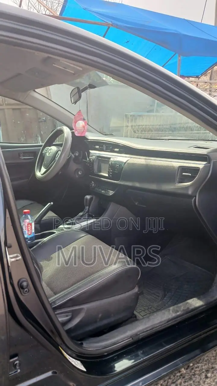 Rent a Car - Toyota Corolla Saloon Car