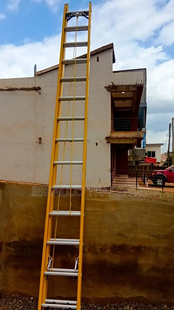 Fibreglass 2x14 Extension Ladder