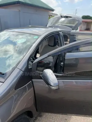 Toyota Vitz 2015 Gray