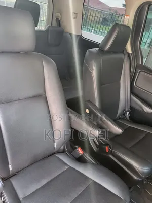 Toyota Esquire 2017 Black
