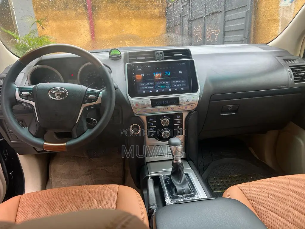 Toyota Prado Landcruiser for Rent