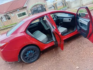 Toyota Corolla 2016 Red