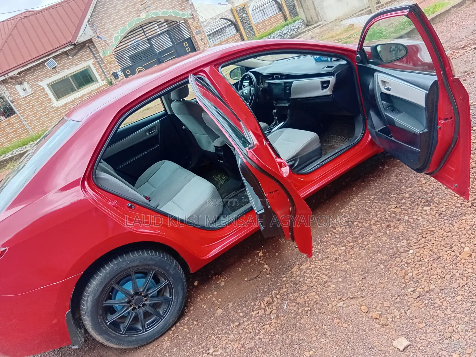Toyota Corolla 2016 Red