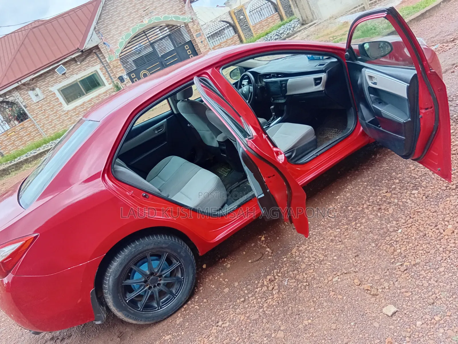 Toyota Corolla 2016 Red