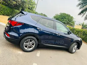 Hyundai Santa Fe Limited Ultimate FWD 2018 Blue