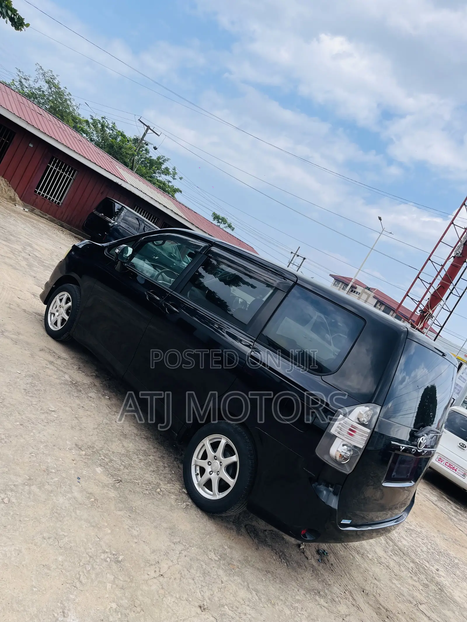 Toyota Voxy 2010 Black