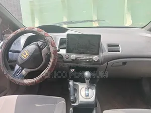 Honda Civic 1.4 5 Door Automatic 2010 White