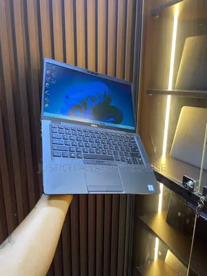 Laptop Dell Latitude 5400 8GB Intel Core i5 SSD 256GB