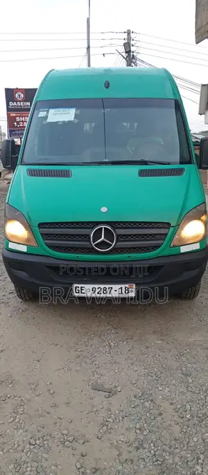 Mercedes-Benz Sprinter 2014 Green