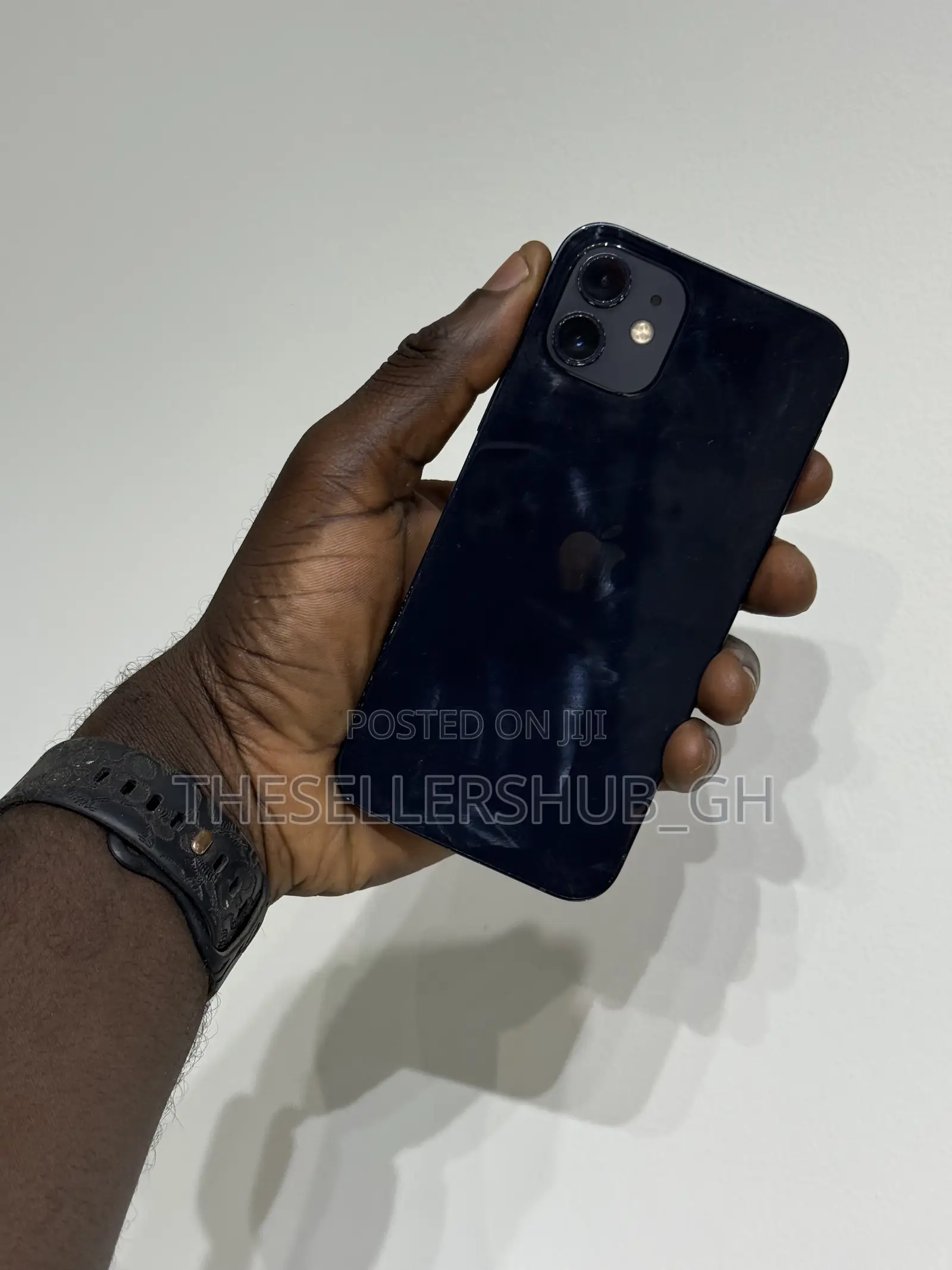Apple iPhone 12 64 GB Black