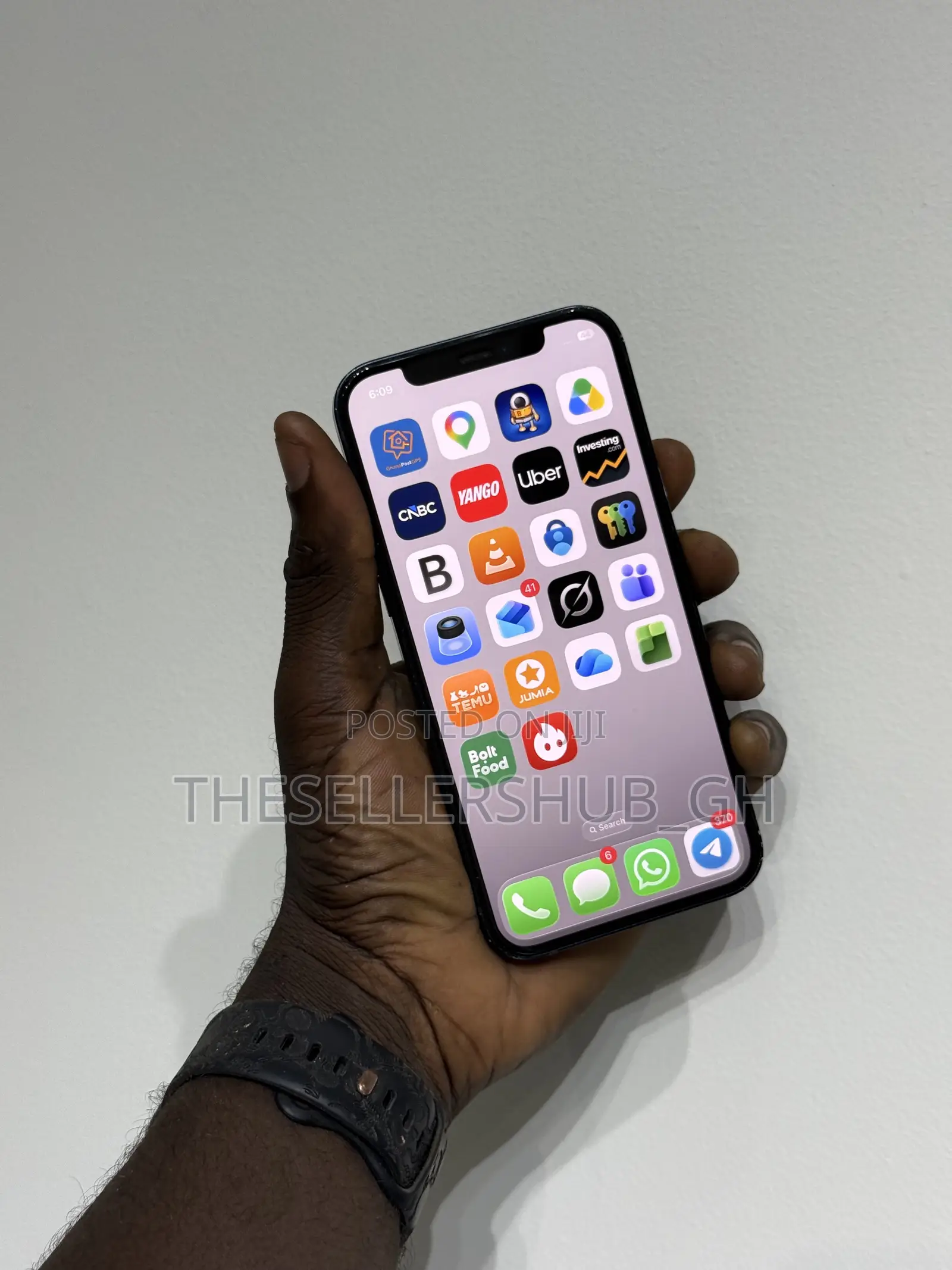 Apple iPhone 12 64 GB Black