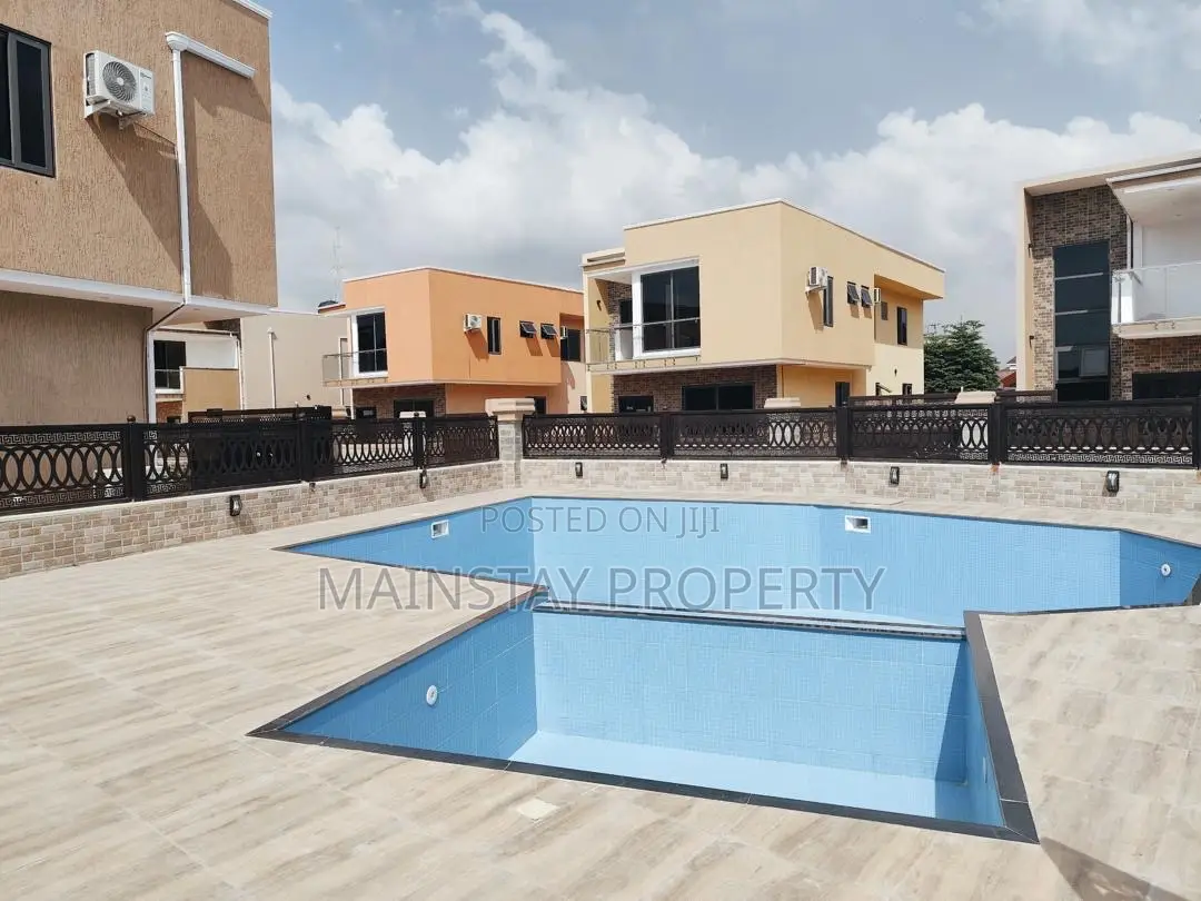 4bdrm Townhouse / Terrace in Mainstay Estates, East Legon for rent