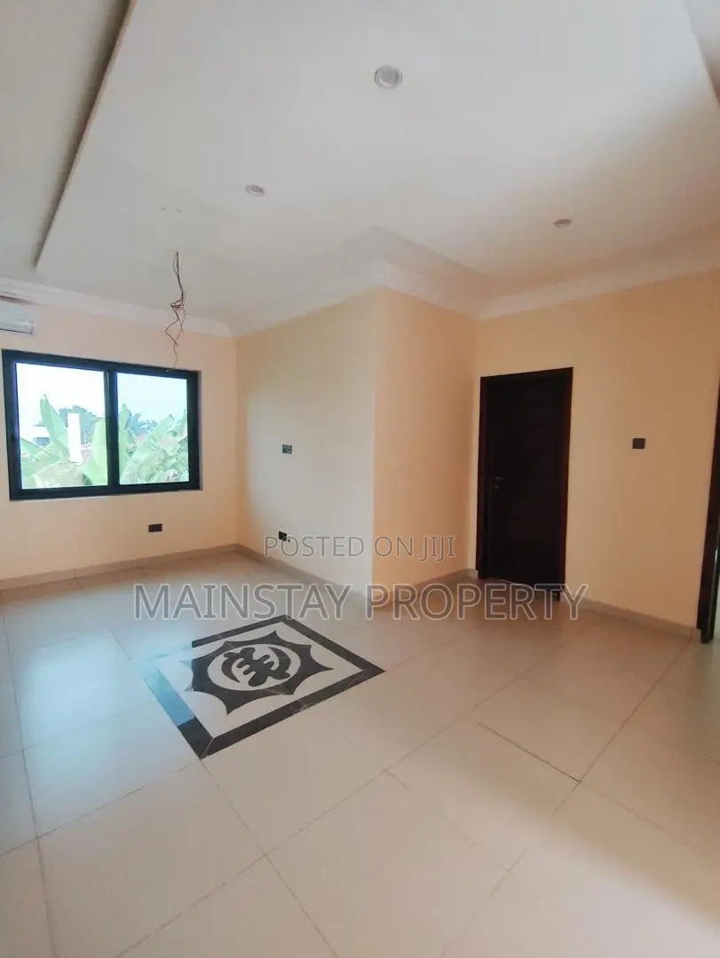 4bdrm Townhouse / Terrace in Mainstay Estates, East Legon for rent