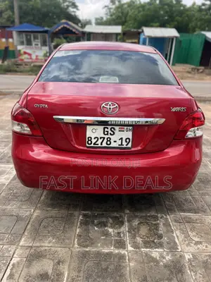 Toyota Yaris 1.5 Liftback Automatic 2009 Red
