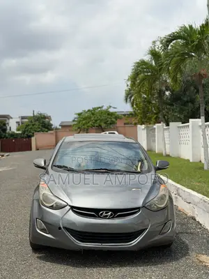 Hyundai Elantra Limited Sedan FWD (1.8L 4cyl 6A) 2013 Gray