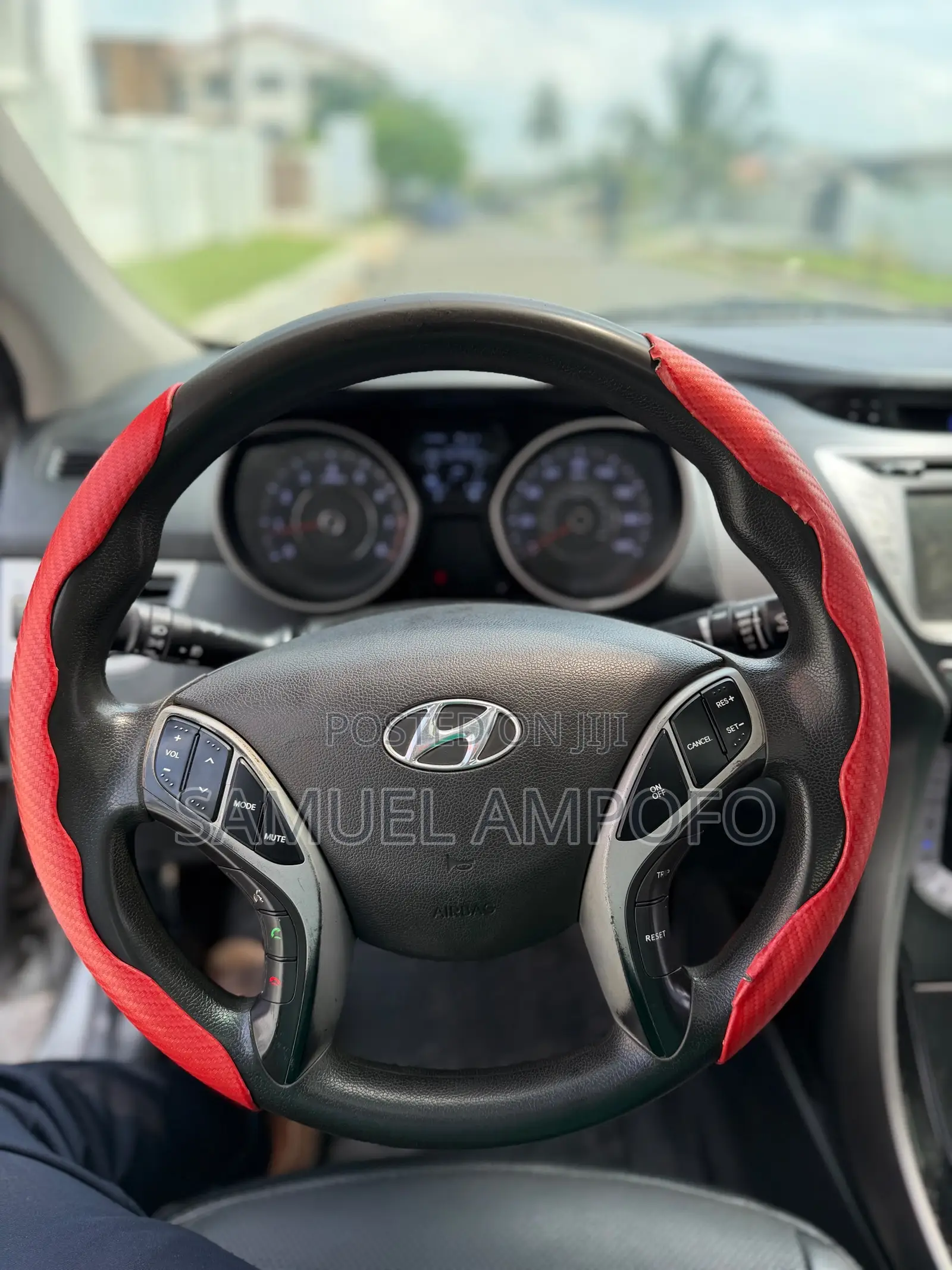 Hyundai Elantra Limited Sedan FWD (1.8L 4cyl 6A) 2013 Gray