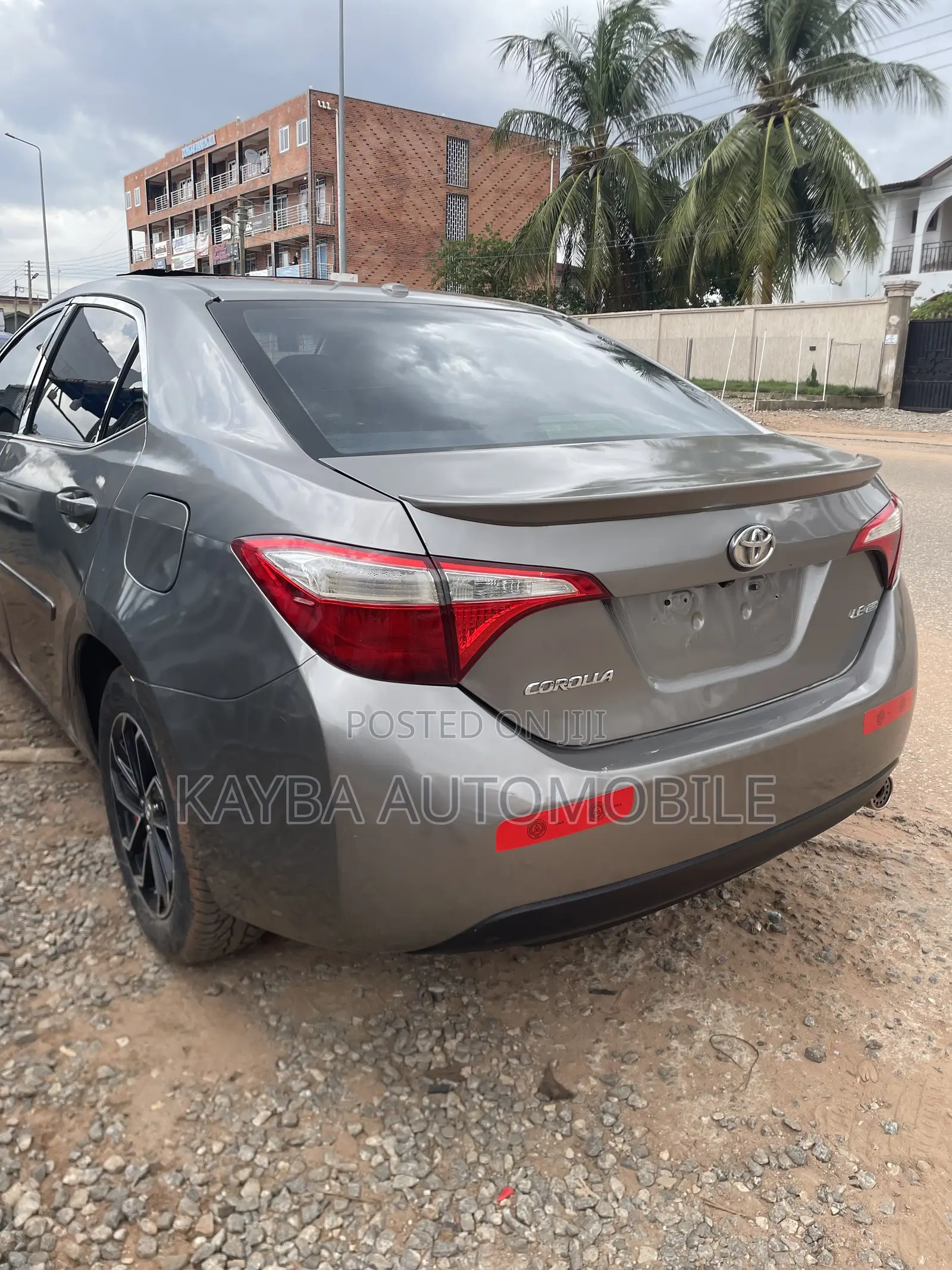 Toyota Corolla 2014 Gold
