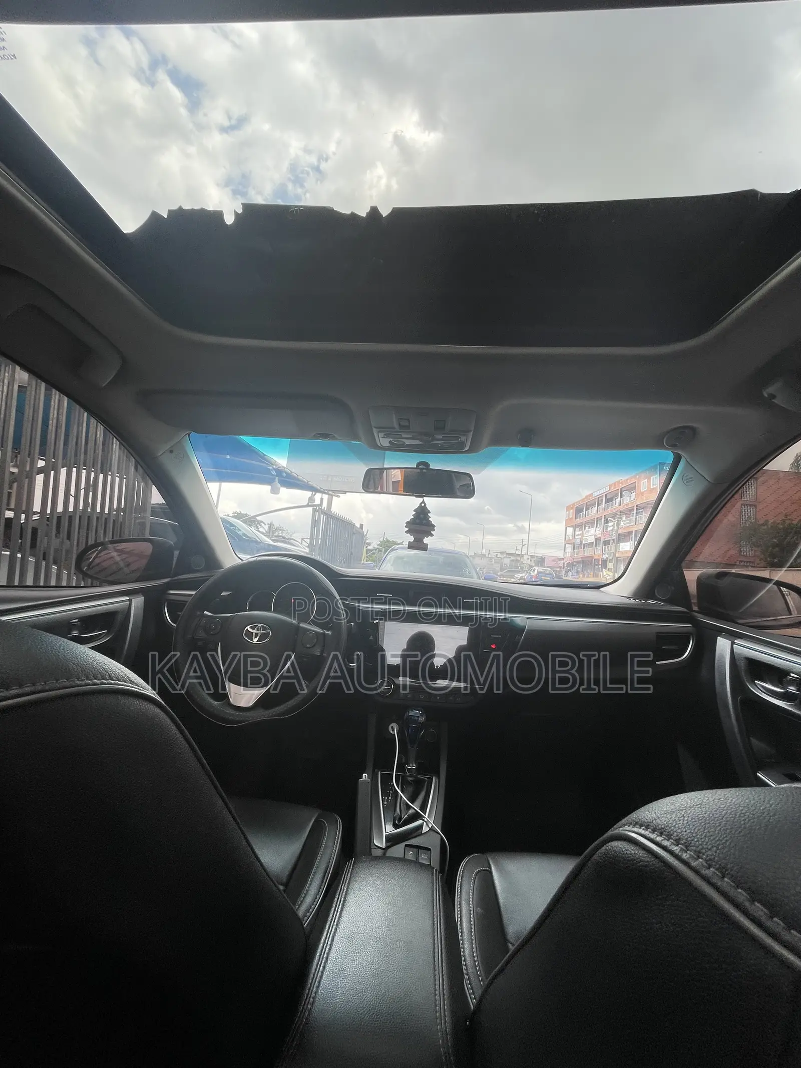 Toyota Corolla 2014 Gold