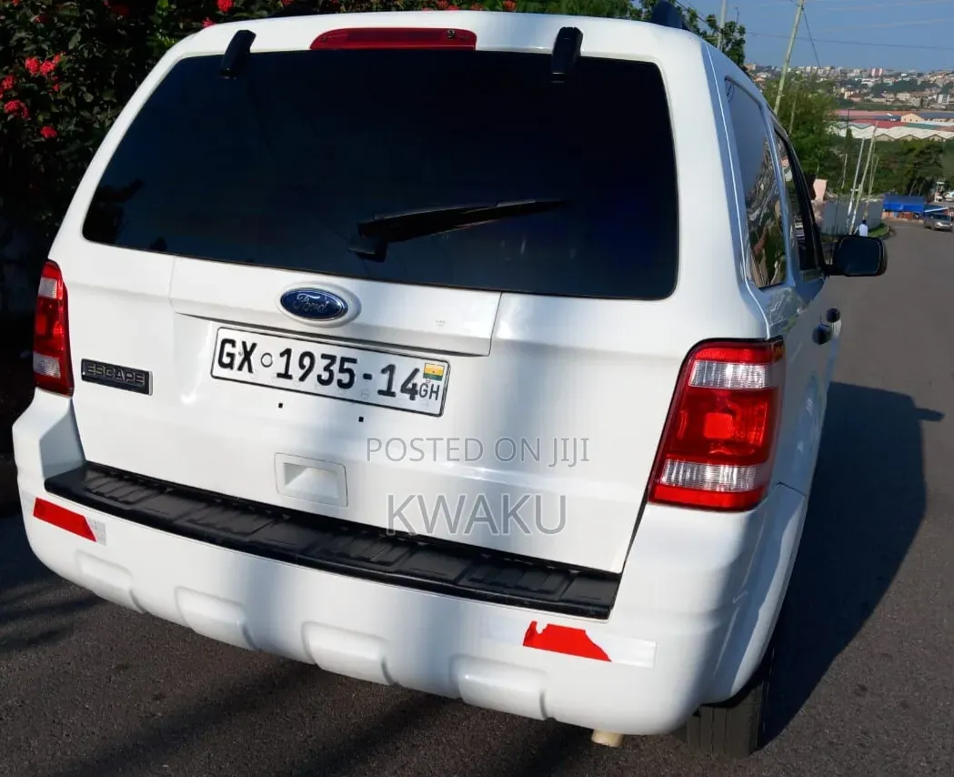 Ford Escape 2010 White
